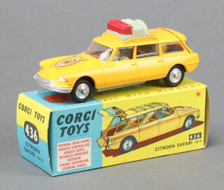 Corgi Toys, a Citroen Safari ID19 (no.436) boxed 