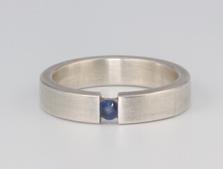 A silver and sapphire set ring by Chloe Williams, size R 1/2, 6.5 grams