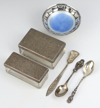 A silver and blue guilloche enamel tazza 9cm (af), 3 spoons, 2 silver mounted boxes, part of a silver Albert, weighable silver 161 grams 