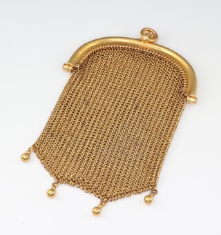 A French 18ct yellow gold mesh purse 30.8 grams 