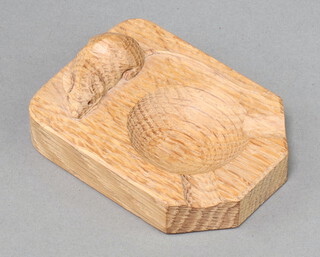 Robert "Mouseman" Thompson of Kilburn, a carved oak ashtray decorated a mouse 3cm x 10cm x 8cm 