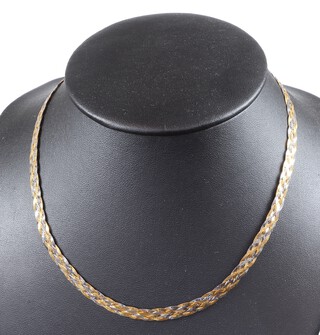 A 2 colour 9ct gold necklace 42cm, 6.5 grams 