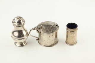 A Georgian style circular silver mustard London 1937, pepper and condiment base, weighable silver 148 grams 