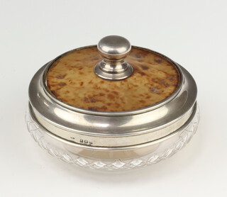 A silver and tortoiseshell circular dressing table jar and cover Birmingham 1925, 12cm