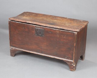 An 18th Century elm coffer with hinged lid and iron lock plate to the front, raised on bracket feet 52cm h x 95cm w x 41cm d 