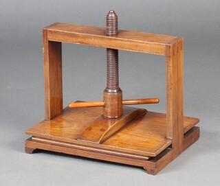 A 19th/20th Century mahogany table top book press 32cm h x 38cm w x 29cm d 