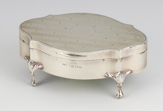 An Edwardian silver engine turned trinket box Birmingham 1909, 10cm