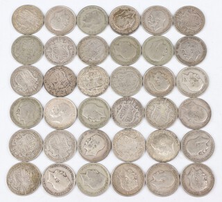 A quantity of pre-1947 half crowns, 500 grams 