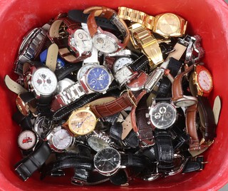 A quantity of  gentleman's fashion wristwatches (mostly not working) 