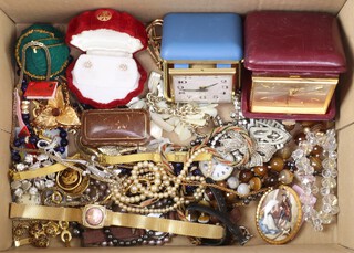 A quantity of vintage costume jewellery and watches