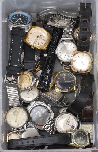 A quantity of mid-century wristwatches