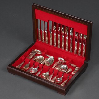 A canteen of kings pattern silver plated flatware