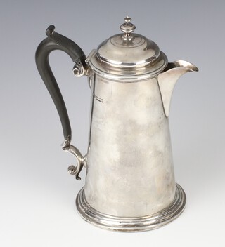 An Edwardian silver coffee pot with fruitwood handle, Sheffield 1903, maker Marples and Co, gross weight 539 grams, 24cm 