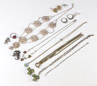 A silver filigree necklace and minor silver jewellery, gross weight 112 grams 