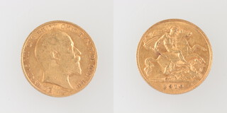 A half sovereign 1910