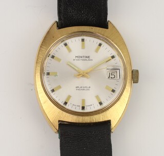 A gentleman's gilt cased Mondine calendar wristwatch with automatic movement, contained in a 35mm case 