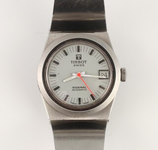 A gentleman's steel cased Tissot Sideral automatic calendar wristwatch contained in a 35mm case, on a metal bracelet in working order 