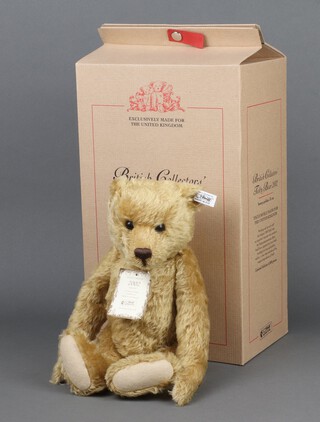 Steiff, a limited edition British Collectors Bear 2002, no.2265/4000, 35cm, boxed and with certificate  