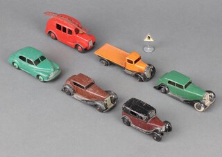 Dinky Toys, a collection of cars and commercial vehicles mainly with 1948-50 moulded chassis to include a Streamline fire engine 25H red body (complete with bell, black tyres, play worn), a flat truck 25C orange body play worn, no wheels), a Humber Vogue dark brown/black (play worn, some rust) and taxi with driver 36G maroon body (play worn and rust), a Daimler 36C (closed chassis) green/black body, Morris Oxford 40G green body, light green hubs 