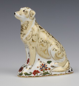 A Royal Crown Derby Imari pattern paperweight of a Labrador with gold stopper 15cm 