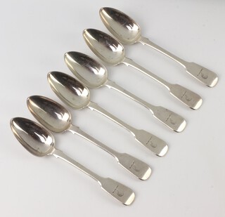 Six Victorian silver rat tail fiddle pattern teaspoons Dublin 1848, 192 grams 