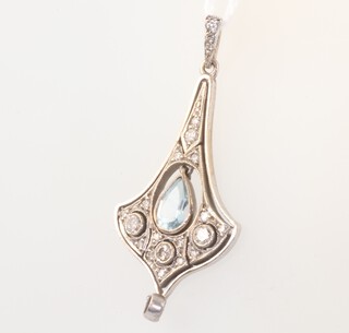 An Edwardian white gold, testing as 18ct, aquamarine and diamond pendant 4.7 grams, 40mm 