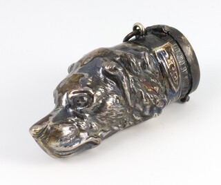 A reproduction silver plated vesta in the form of a hounds head 7cm 