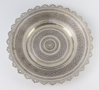 A 900 standard engraved plate with pierced border, 29cm, 532 grams 