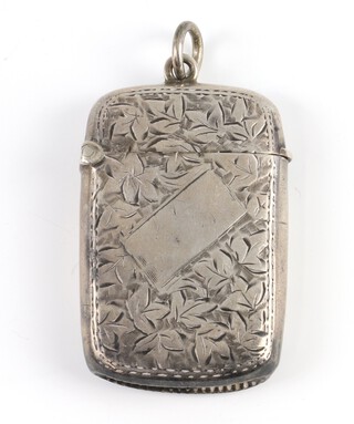 A Victorian silver vesta with engraved floral decoration Birmingham 1900, 20 grams 