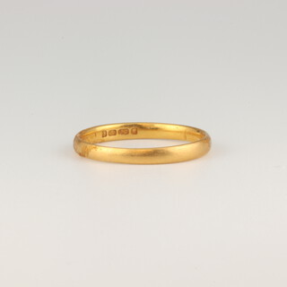 A 22ct yellow gold wedding band, size J, 1.8 grams 