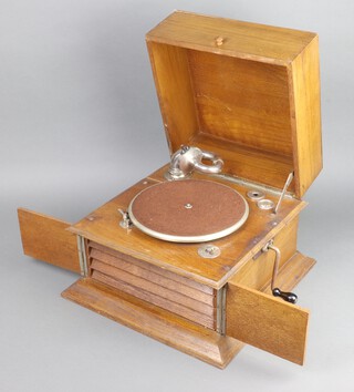 A 1930's oak cased gramophone (currently working) 30cm x 41cm x 41cm 