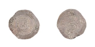 United Kingdom, Henry VIII, 1509-1547, silver Testoon (3rd coinage), 32mm, 8.1g. Obv: Crowned facing bust of Henry / Rev: Crowned Tudor rose. S.2366, F. 