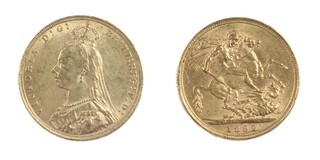 United Kingdom, Victoria 1892 gold Sovereign, 22mm, 8.0g. Obv: Jubilee bust of Victoria, left / Rev: St. George on horseback slaying the dragon, right. S3866C 	