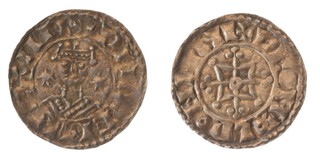 England, William I (the conqueror), Winchester mint (Leofpold), 1066-1087, silver Penny, 19mm, 1.6g. Obv: Crowned portrait, facing, between two stars / Rev: Quadrilateral over cross with pellets, moneyer and mint name around. S.1254 