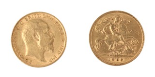 United Kingdom, Edward VII 1906 gold Half Sovereign, 19mm, 4.0g. Obv: Bare-headed bust of Edward, right / Rev: St. George on horseback slaying the dragon, right. S.3974A, 