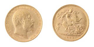 United Kingdom, Edward VII 1906 gold Half Sovereign, 19mm, 4.0g. Obv: Bare-headed bust of Edward, right / Rev: St. George on horseback slaying the dragon, right. S.3974A, 