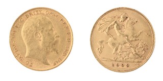 United Kingdom, Edward VII 1909 gold Half Sovereign, 19mm, 4.0g. Obv: Bare-headed bust of Edward, right / Rev: St. George on horseback slaying the dragon, right. S.3974A, 