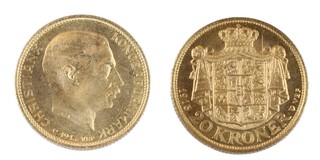 Denmark, Christian X, 1913 gold 20 Kroner, 23mm, 9.0g. Obv: Bust of Christian X facing right / Rev: Draped, crowned national arms of Denmark. KM# 817.1 