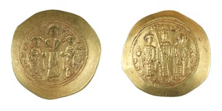 Byzantine Empire, Romanus IV (1068-1071) Scyphate, mm, 4.3g. Obv, Christ standing facing on a footstool, crowning Romanus and Eudocia/ Rev, Michael VII, Constantius and Andonicus standing, facing. S.1858, F. 