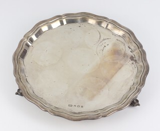 A silver salver/card tray with pie crust rim on scroll feet Sheffield 1940 20cm, 318 grams  