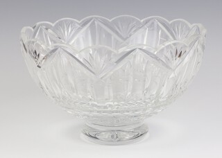 A Waterford Wishing Well crystal glass bowl, etched marks, designed by Michael Fanning 25cm  