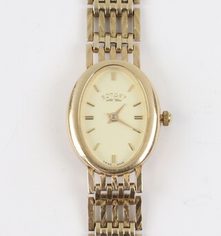 A lady's 9ct yellow gold Rotary wristwatch on a ditto bracelet, with spare link, 20.9 grams including glass and movement 