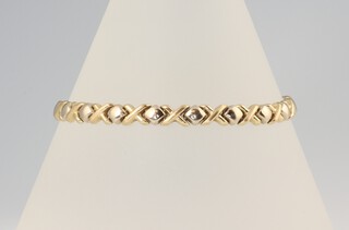 A 14ct two colour gold bracelet, 8.4 grams  18cm 