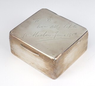 An Edwardian square silver cigarette box Birmingham 1910 with engraved inscription London 1901, 9.5cm 