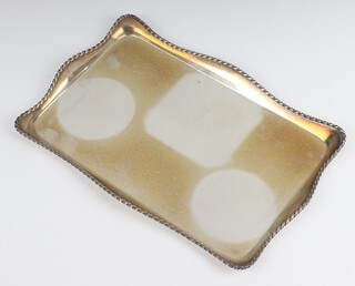 An 800 standard silver dressing table tray, 434 grams, 27cm 