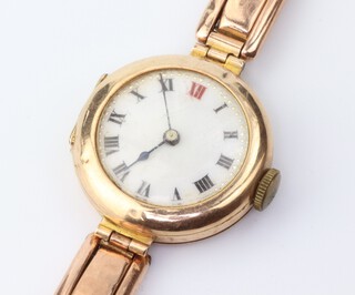 A lady's 9ct yellow gold wristwatch 25mm on an expanding 9ct bracelet, gross weight including movement and glass 27.5 grams 