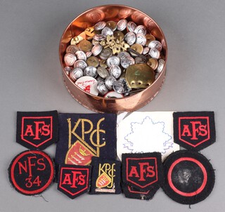 A National Fire Service cloth badge no.34, 5  Auxiliary Fire Service badges, various buttons 