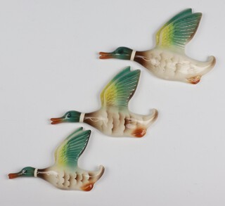 Three Beswick style duck wall plaques LS, MS and SS, 19cm, 15cm and 14cm 