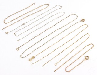 Five 9ct yellow gold necklaces - 18cm, 22cm, 30cm, 30cm and 44cm, 4.1 grams 