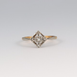 An Edwardian 18ct yellow gold diamond cocktail ring, size M, 1.7 grams 
